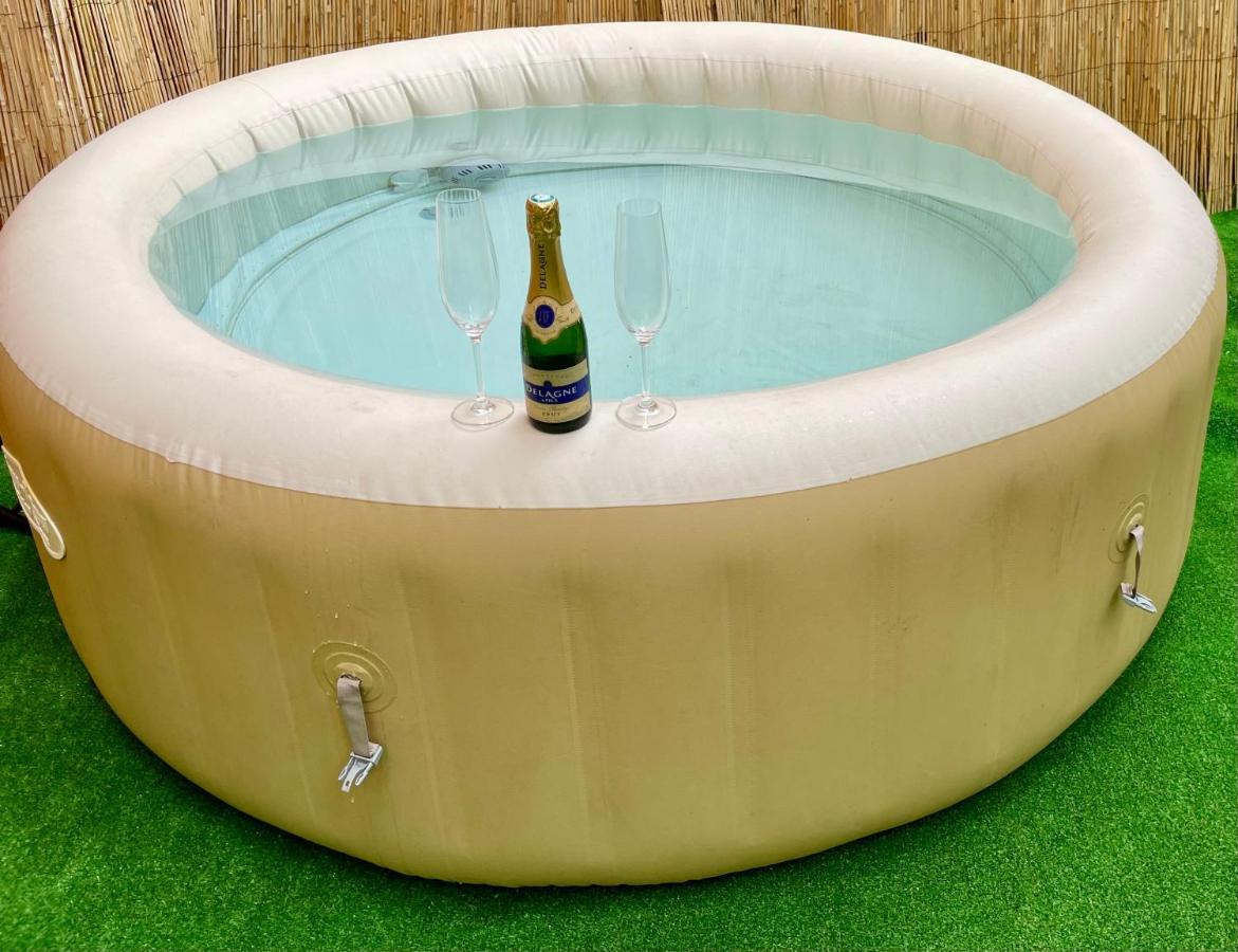 Nouveaute - L'Oasis - T3 - 70 M2 - Jacuzzi Saint-Denis Buitenkant foto